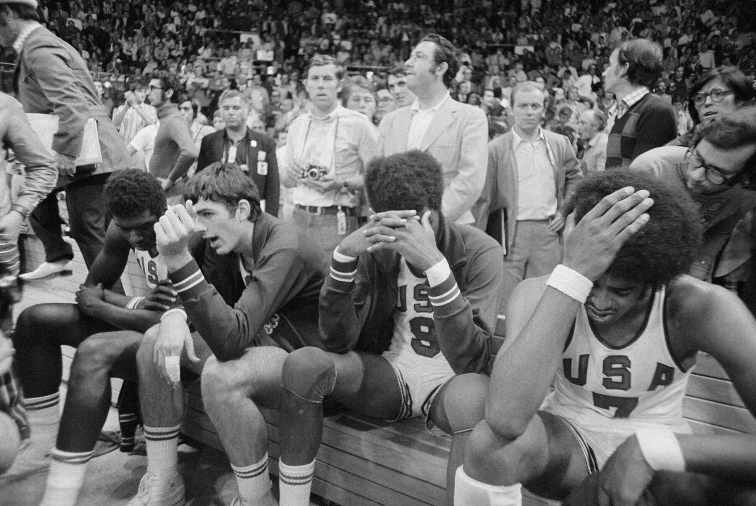 Олимпийские чемпионы 1972. 1972 Баскетбольный матч СССР США. Баскетбол Мюнхен 1972 сборная СССР.