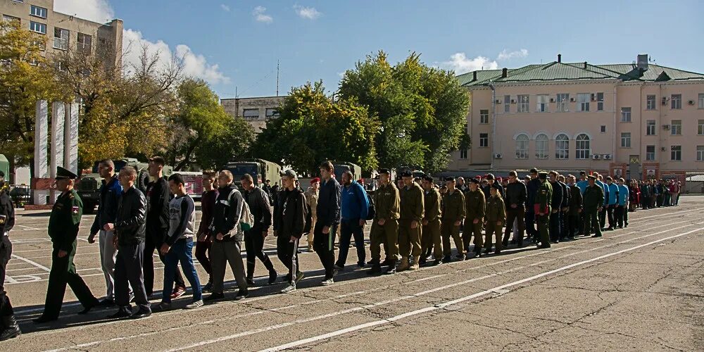 Комиссариат республики крым. Киевская 152 Симферополь военкомат. Военный комиссариат Симферополь. Крымский военкомат. Военкомат Симферопольского района.