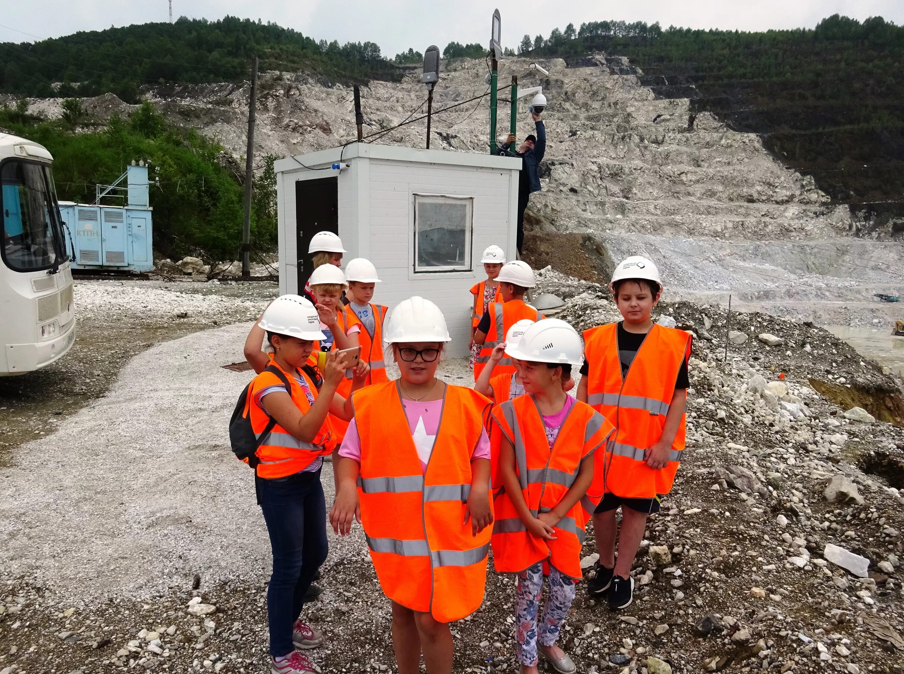 Еврохим волгакалий шахта. Вакансия рудник. Еврохим волгакалий шахта. Еврохим гремячинский гок. Шахта северная коммунаровский рудник.