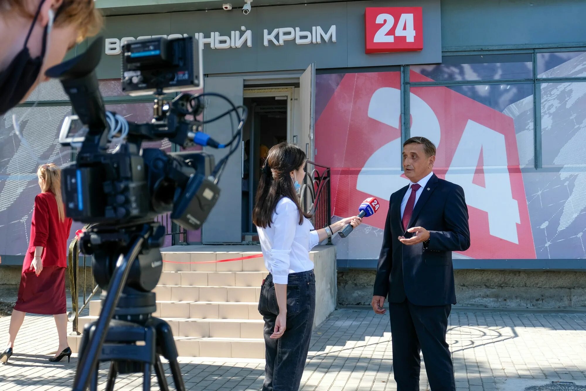 новости крыма телеканал. студия вести россия 1. логотип канала крым 24. телекомпания крым. симферополь 24 телеканал.