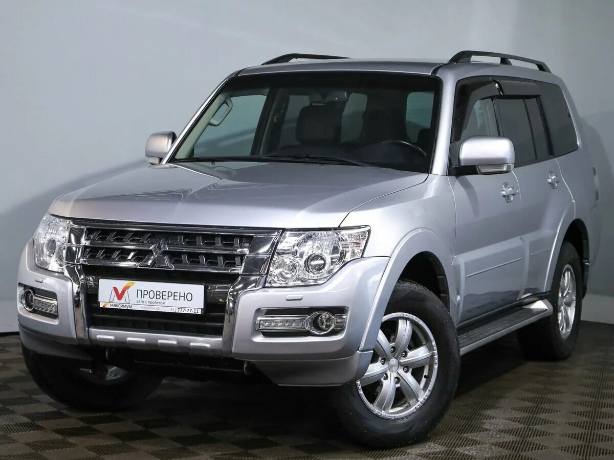 паджерик серый. митсубиси паджеро 2011 года 3 литра. паджеро 4. Pajero 4 2013. золотистый.