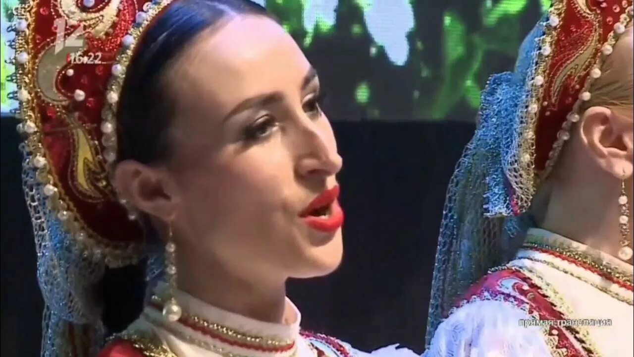Рада рай при долине куст. При долине куст калины. при долине куст калиновый стоял.