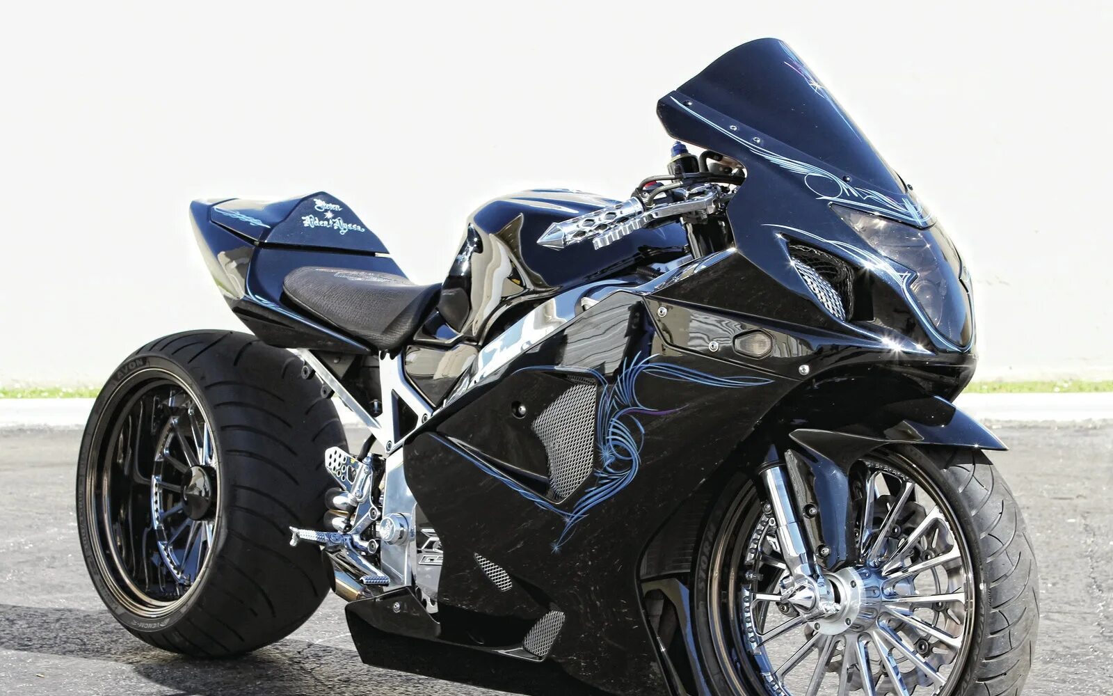 Suzuki GSX-R 750 Custom. GSX-R 750 Custom. GSXR 750 Custom. Suzuki GSXR 750 Custom. Удлиненные мотоциклы