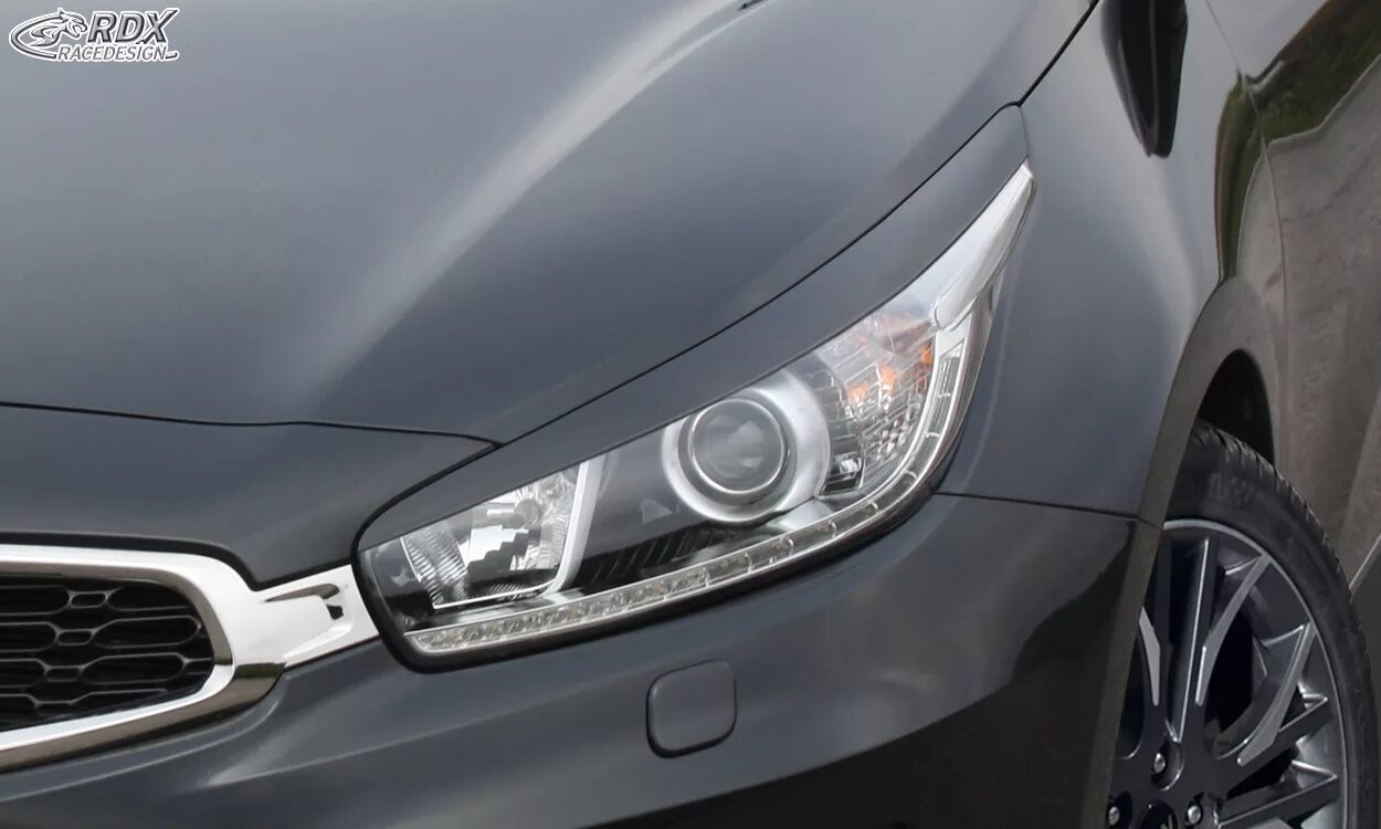 Дефлектор фар. Ресницы на kia ceed jd. кия jd сид 2014 реснички. kia ceed реснички на фары. реснички на киа сид jd 2013.