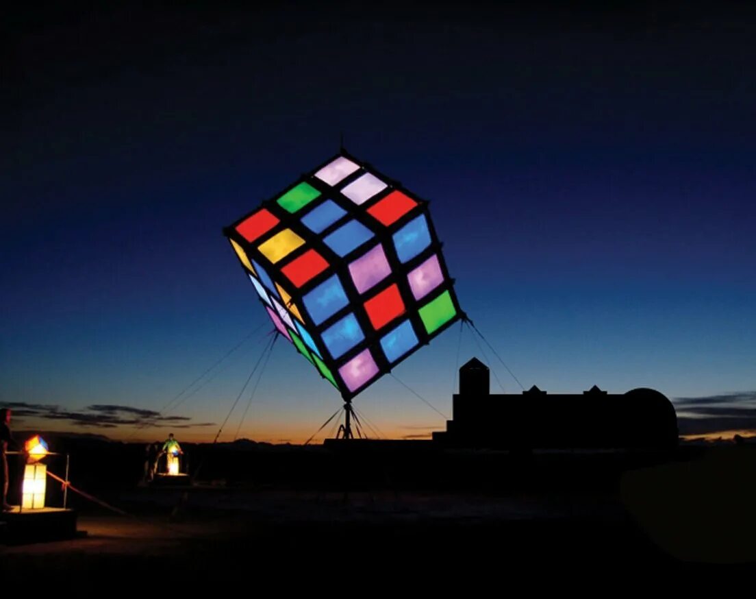 Рубиком фото. Кубик рубик. Кубик Рубика на природе. Красивый кубик Рубика. Дом кубик рубик.