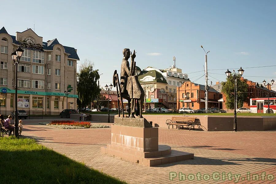 Иваново центр города. Памятник Аркадию Северному в Иваново. Иваново Центральная площадь. Иваново Главная площадь.