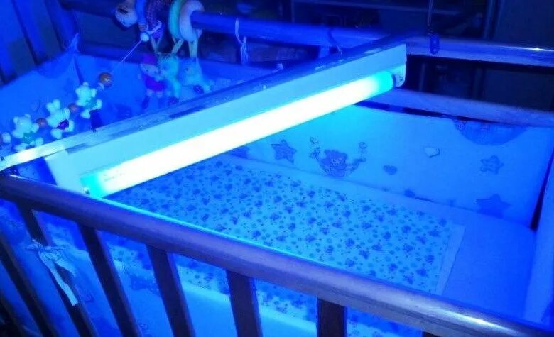 лампа от желтушки для новорожденного. лампа для желтушка у новорожденных. фотолампа от желтухи для новорожденных philips. лампа от желтушки для новорожденного. лампа для фототерапии "phototherapy 4000.