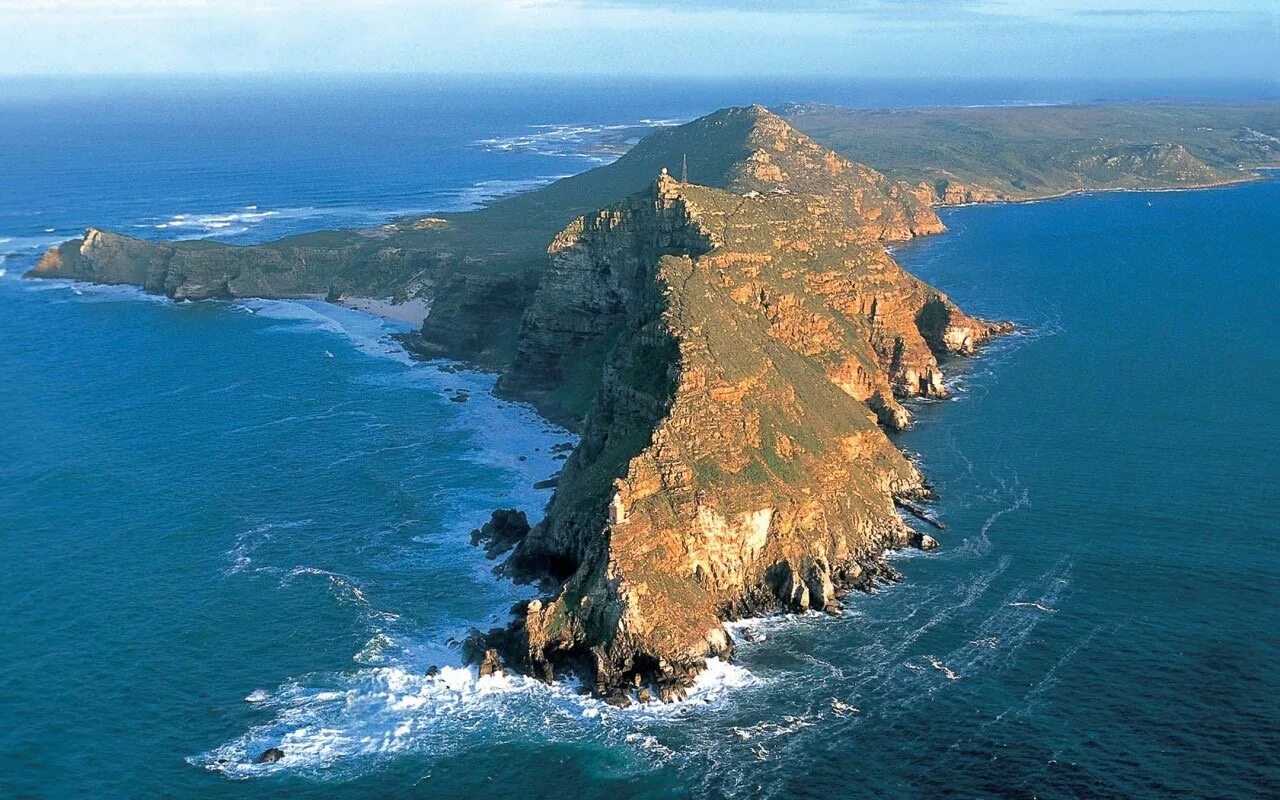 Океаны у берегов южной америки. Мыс Агульяс, ЮАР. ЮАР Кейптаун мыс доброй надежды. Мыс доброй надежды и мыс игольный. Африка мыс доброй надежды.