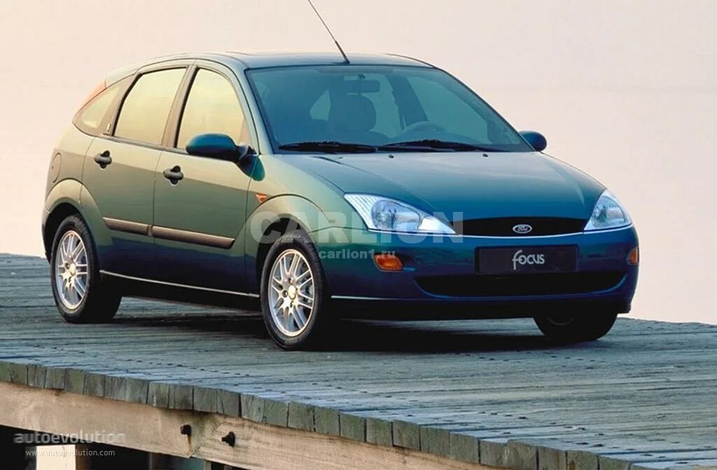 Купить форд фокус 1 дизель. Ford Focus 1 1998-2005. Ford Focus 2000 хэтчбек. Ford Focus 1 седан. Ford Focus mk1.