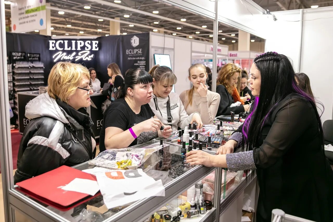 Шарм 2021 ростов на дону. Выставка индустрии красоты. Выставка индустрии красоты. Выставка шарм. Шарм выставка.