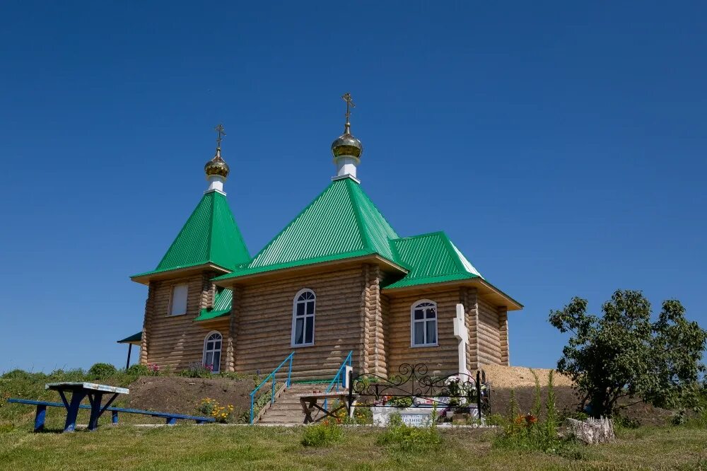 Каменский пенза. Храм с. Кочетовка Каменский район Пензенская область. Архангельская Церковь Кочетовка Пензенской области. Храм села Кочетовка Пензенской области. Деревянная Церковь Архангела Михаила Пензенская область.