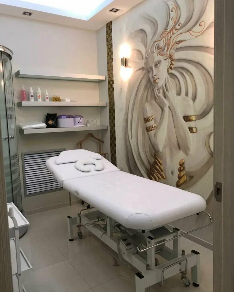 цвета для массажного кабинета. интерьер массажного кабинета. девушка у косметолога. планировка студия массажа. интерьер косметологического салона.