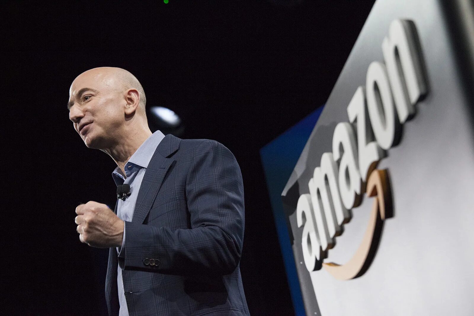 Джеффри престон безос. Jeff bezos. Джефф безос amazon. Джеффри безус. Jeff bezos.