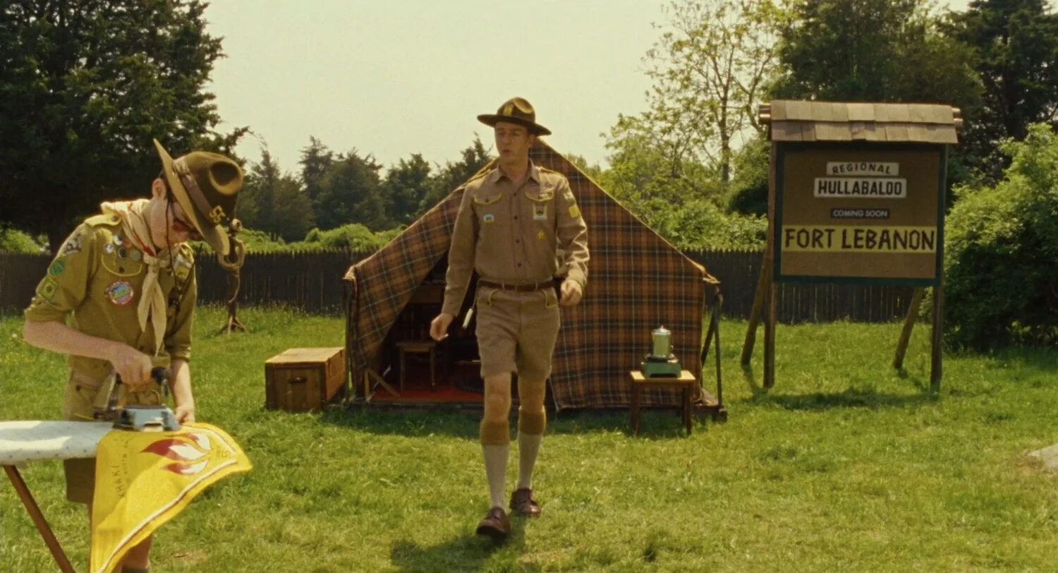 королевство полной луны фильм 2012. кара хэйуорд королевство полной луны. королевство полной луны moonrise kingdom 2012. уэс андерсон королевство полной луны. сэм шикаски королевство полной луны.