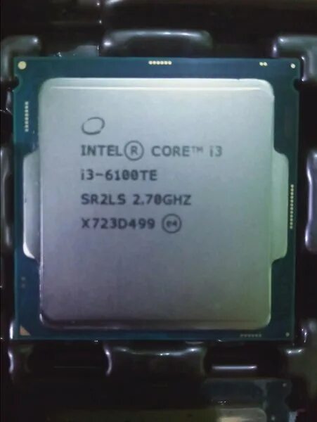 Интел кор ай 3 6100. Intel xeon e3-1225 процессор. Процессор intel core i3-6100t skylake. 70 ghz. Intel core i3 3440.