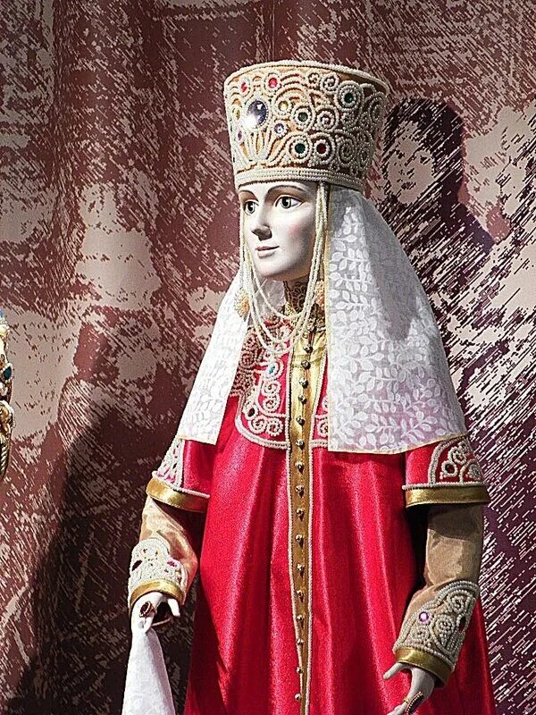 Царица мешап. Русская царица 17 века. художественный образ жены царя ивана грозного - анастасии захарьиной. головной убор княгини ольги. царица на руси 17 век.