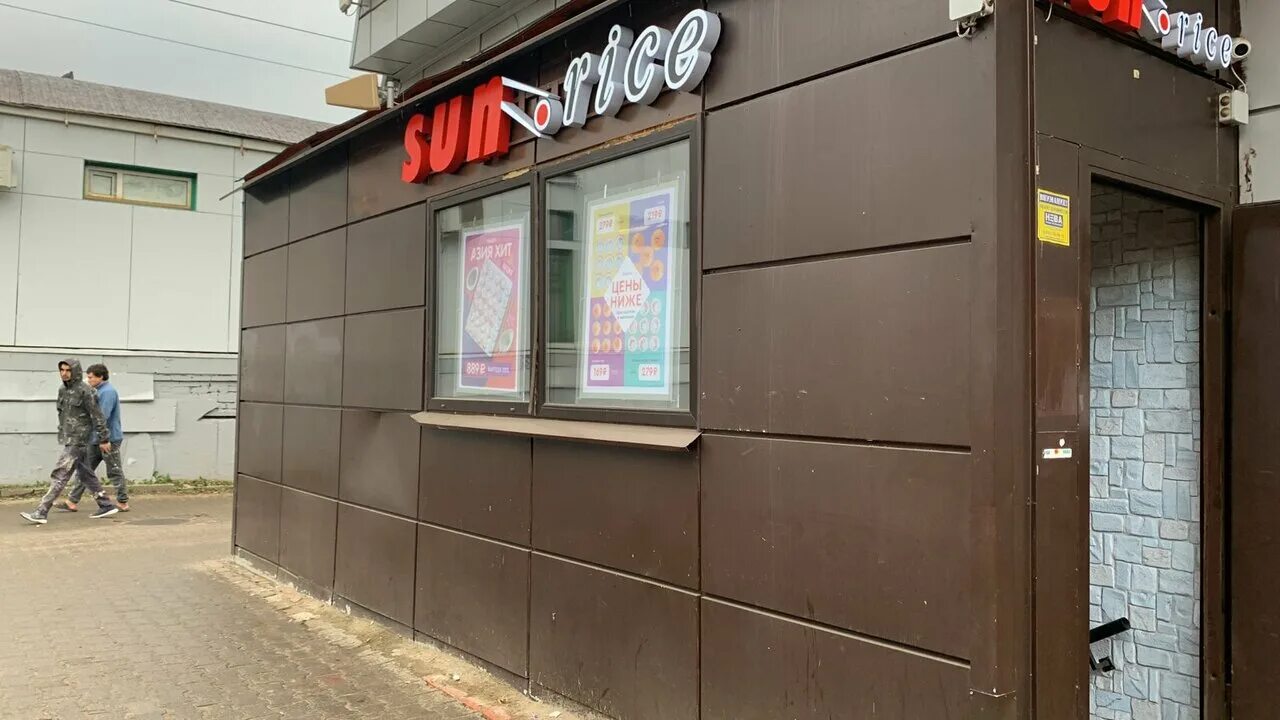 пират пицца красково. тейсти ролл. ролл с угрем и креветкой. калифорния с лососем контакт бар спб. суши быковское шоссе.