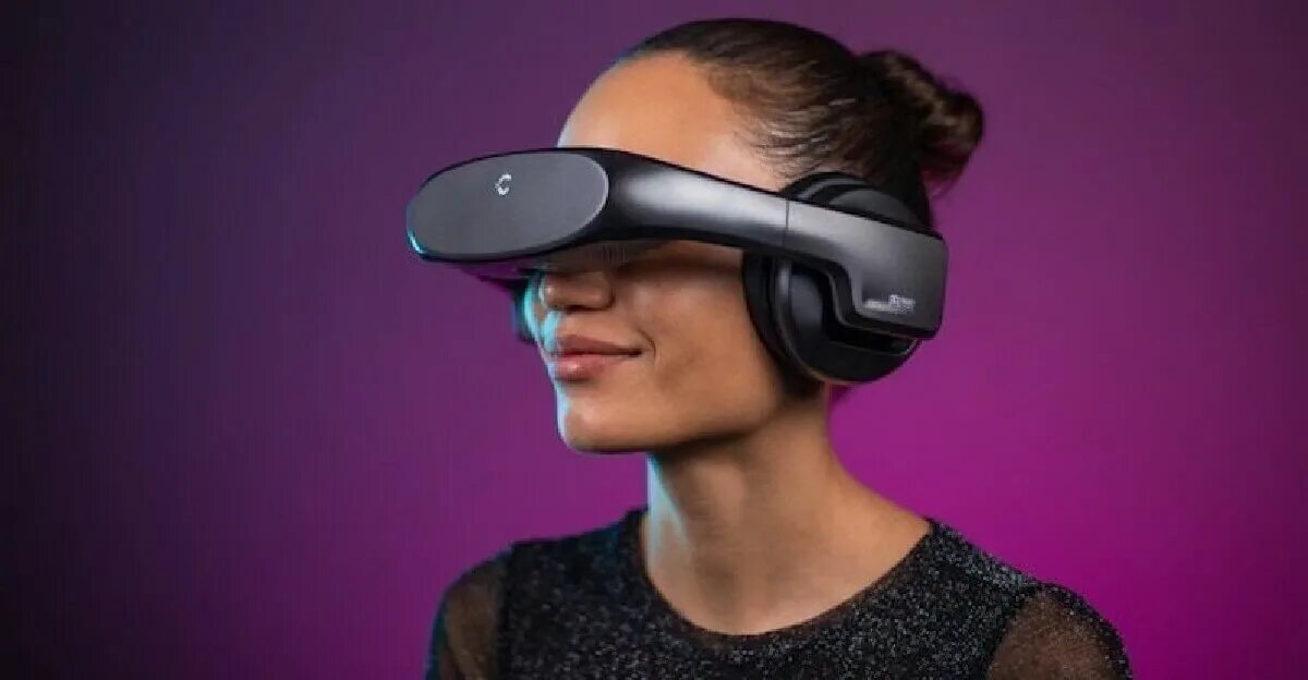 Очки с гарнитурой. Очки с наушниками. VR шлем с OLED экраном. Наушники Хай тек.