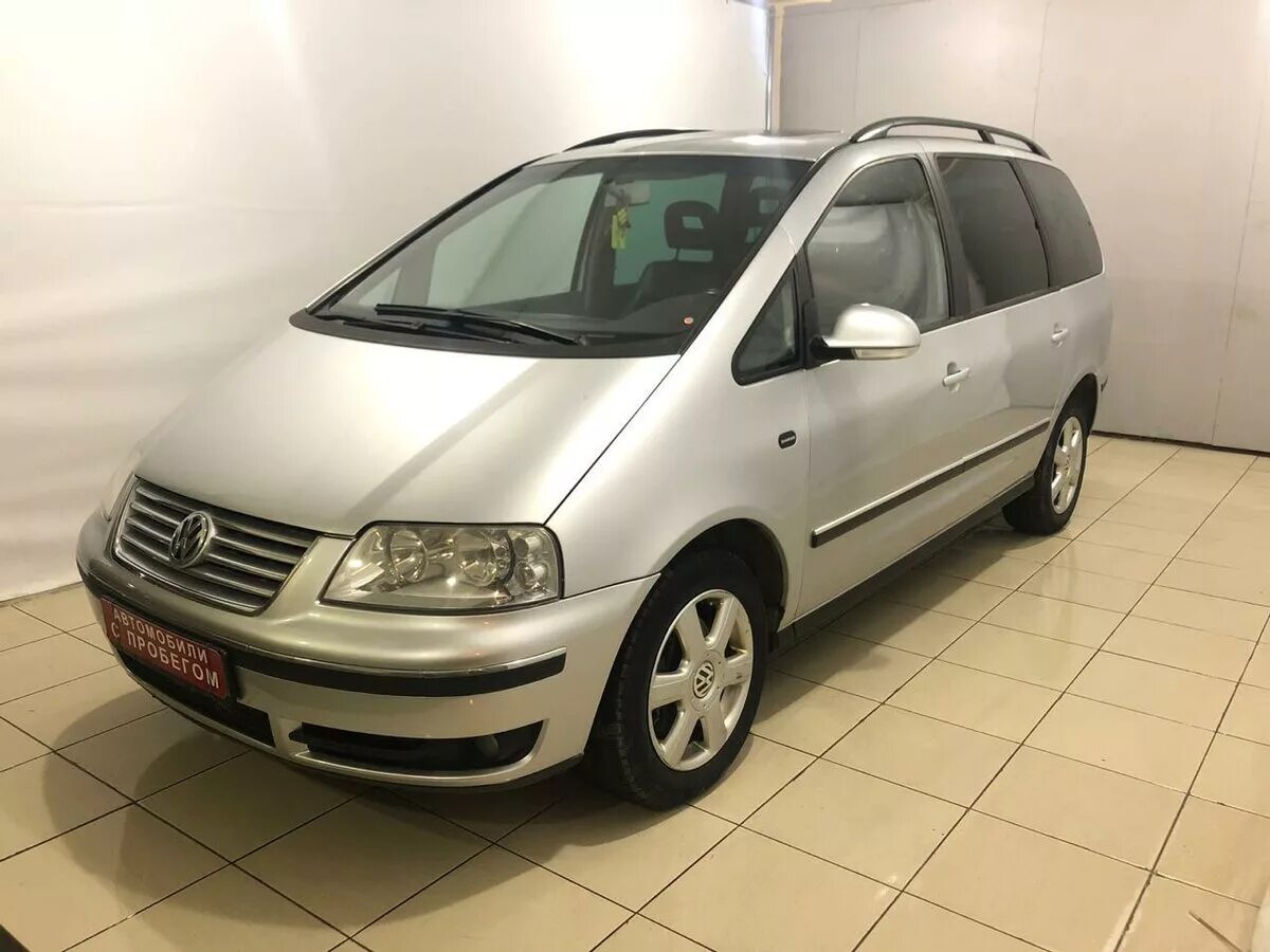 Фольксваген 2004 купить. Фольксваген Шаран 2004. Фольксваген Sharan 2004. Volkswagen Sharan 2004 года. Volkswagen Sharan i Рестайлинг 2.