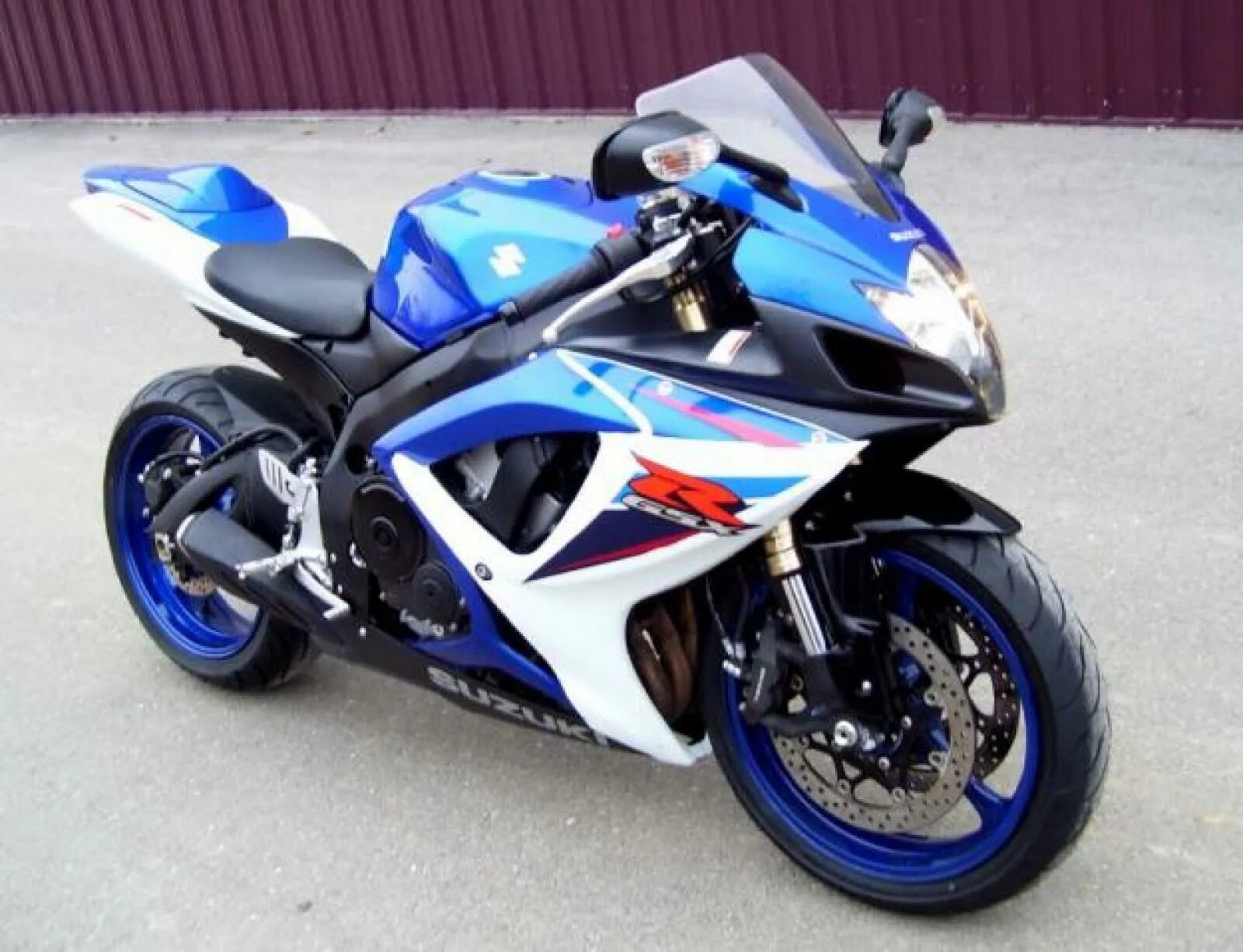 Мотоцикл сузуки gsxr 600. Suzuki gsx r 2007. Suzuki gsx-r600. Suzuki gsr 600. Suzuki gsx 600.