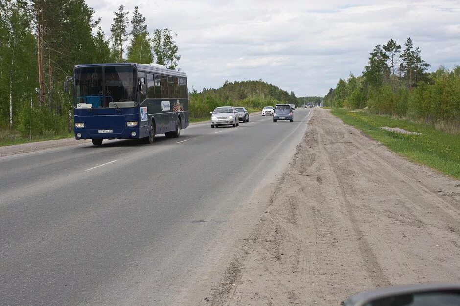 Обгон паровозиком какое. Обгон паровозом. обгон фото. протокол обгон. штраф за обгон паровозиком.