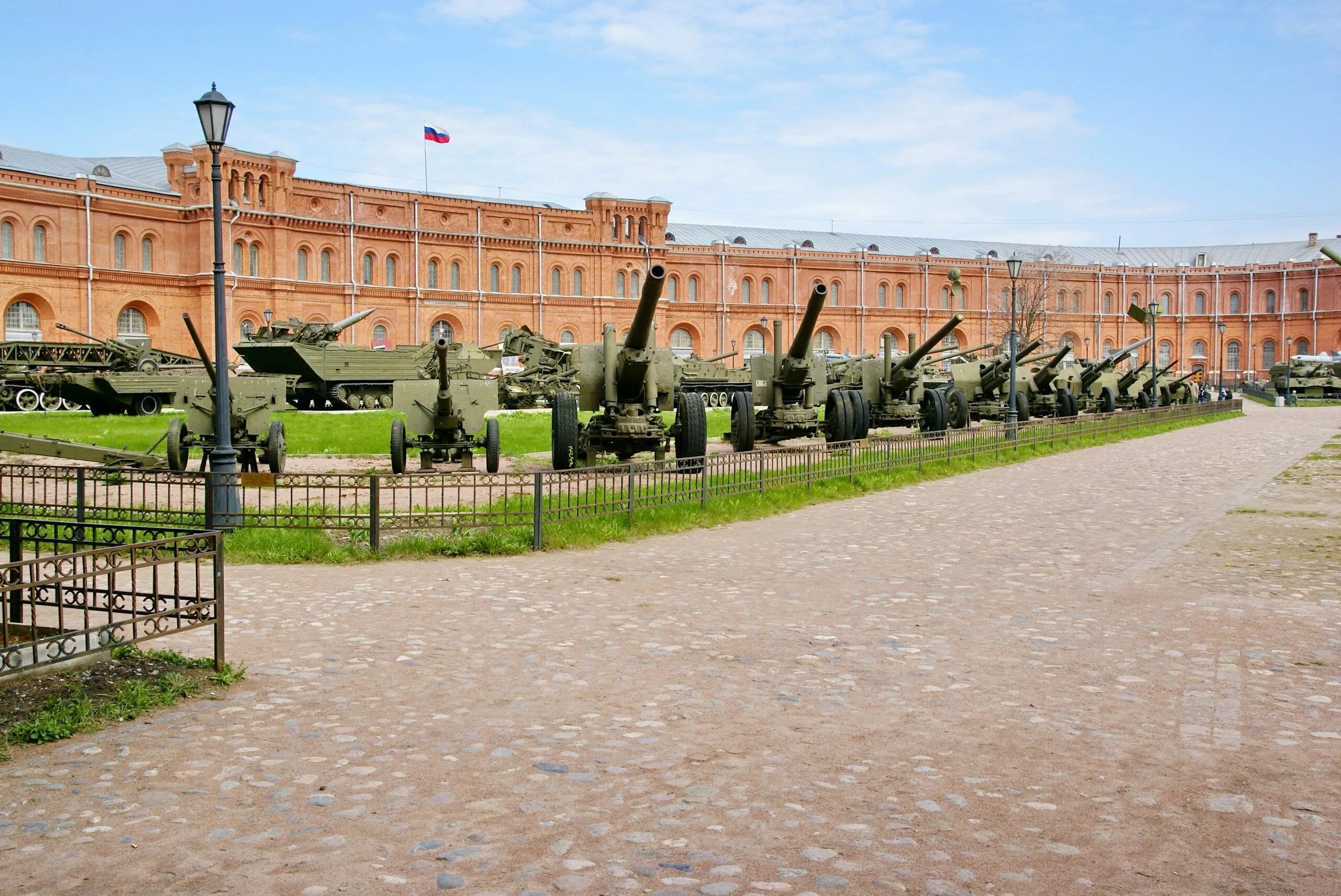 Военно исторический центр. Военно-исторический музей артиллерии в Санкт-Петербурге. Военно-исторический музей артиллерии, инженерных войск и войск связи. СПБ музей артиллерии инженерных войск.