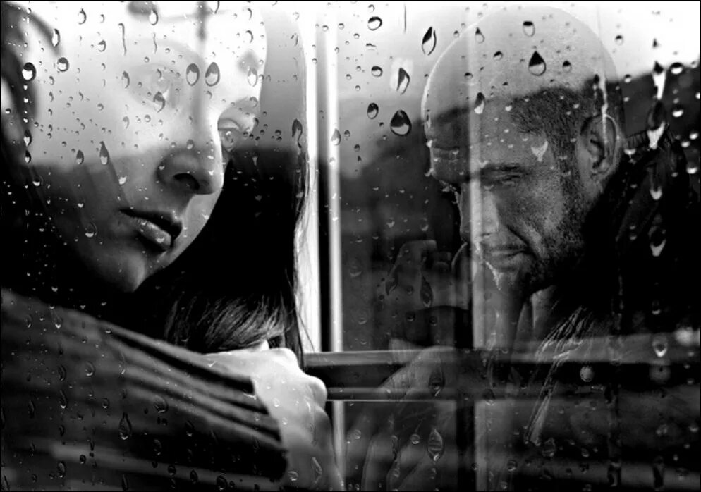 Песня жалко что не вдвоем. Разлука. Человек у окна дождь. Расставание картинки.