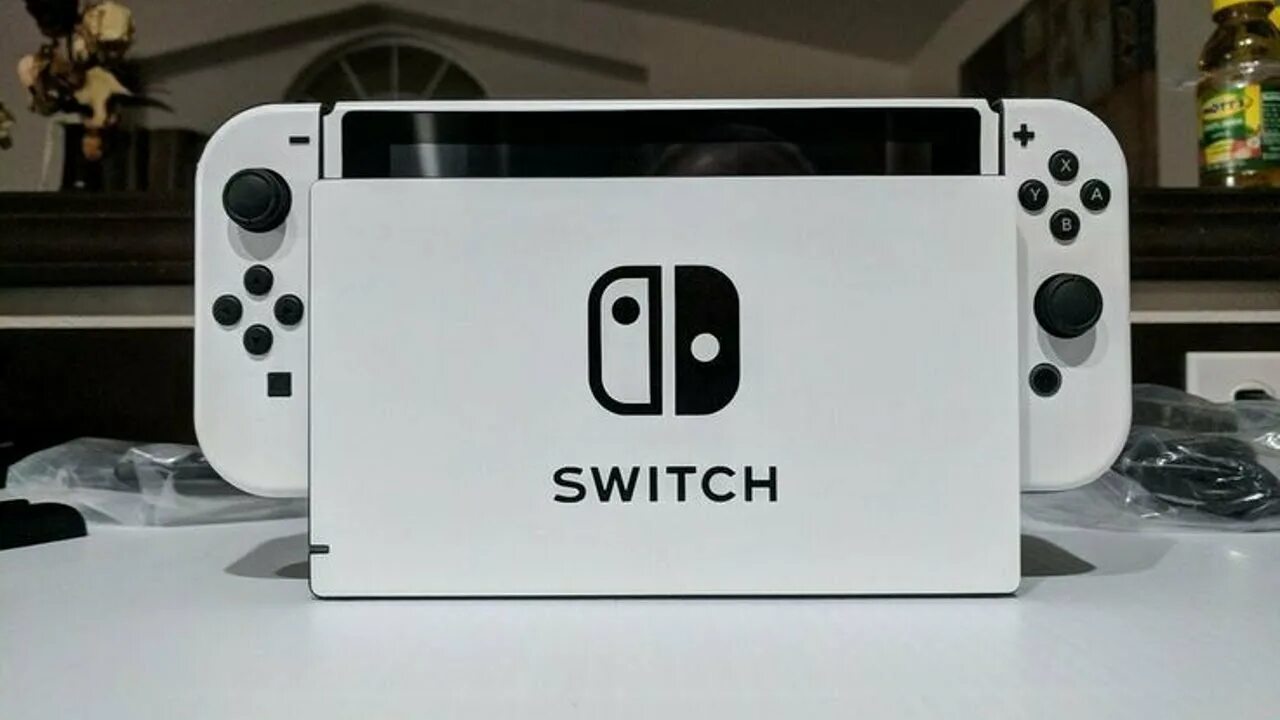 Игровая приставка Nintendo Switch OLED. Nintendo Switch белый. Nintendo Switch OLED model белая. Игровая консоль Nintendo Switch 32 GB.