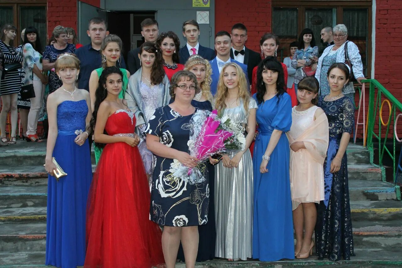 Школа 72 воронеж. Школа 68 выпускники. Школа 68 выпускники. Где провести выпускной в кургане. Школа 68 выпускники.