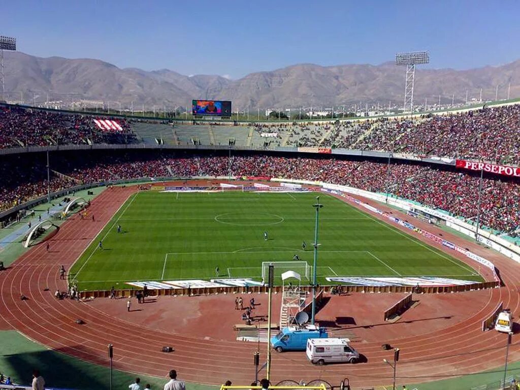 Тахти (стадион, Тегеран). Азади стадион. Стадион Азади Иран. Стадион Вахдат.