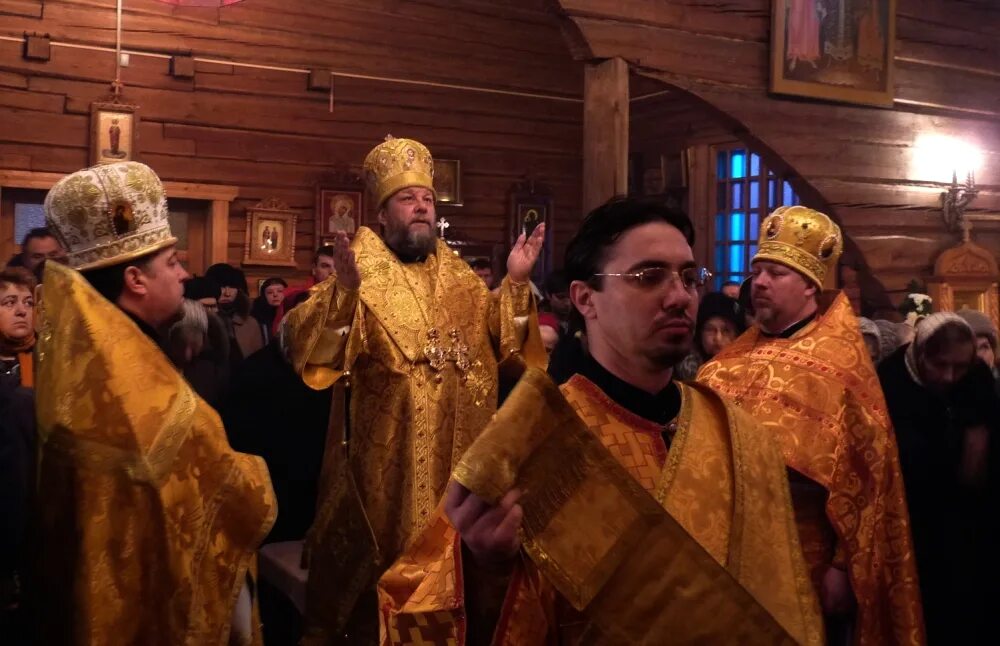 1000 летие крещения руси елоховский собор. божественная литургия в россии и греции - в. иверская икона божией матери в смоленском новодевичьем монастыре. митрополит фома елоховский собор. иверская икона в новодевичьем монастыре в москве.