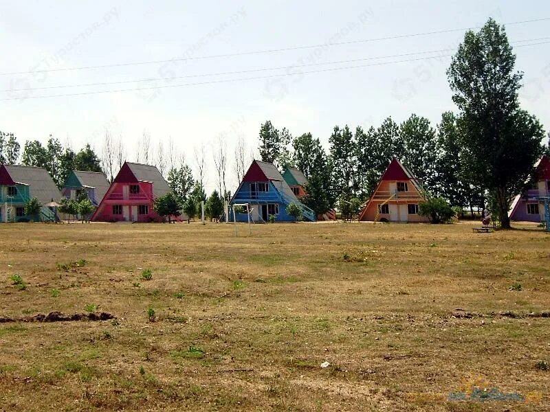 Должанская кемпинг южный. Должанская кемпинг южный. Берег южный должанская автокемпинг. Должанская кемпинг южный. Должанская кемпинг южный.