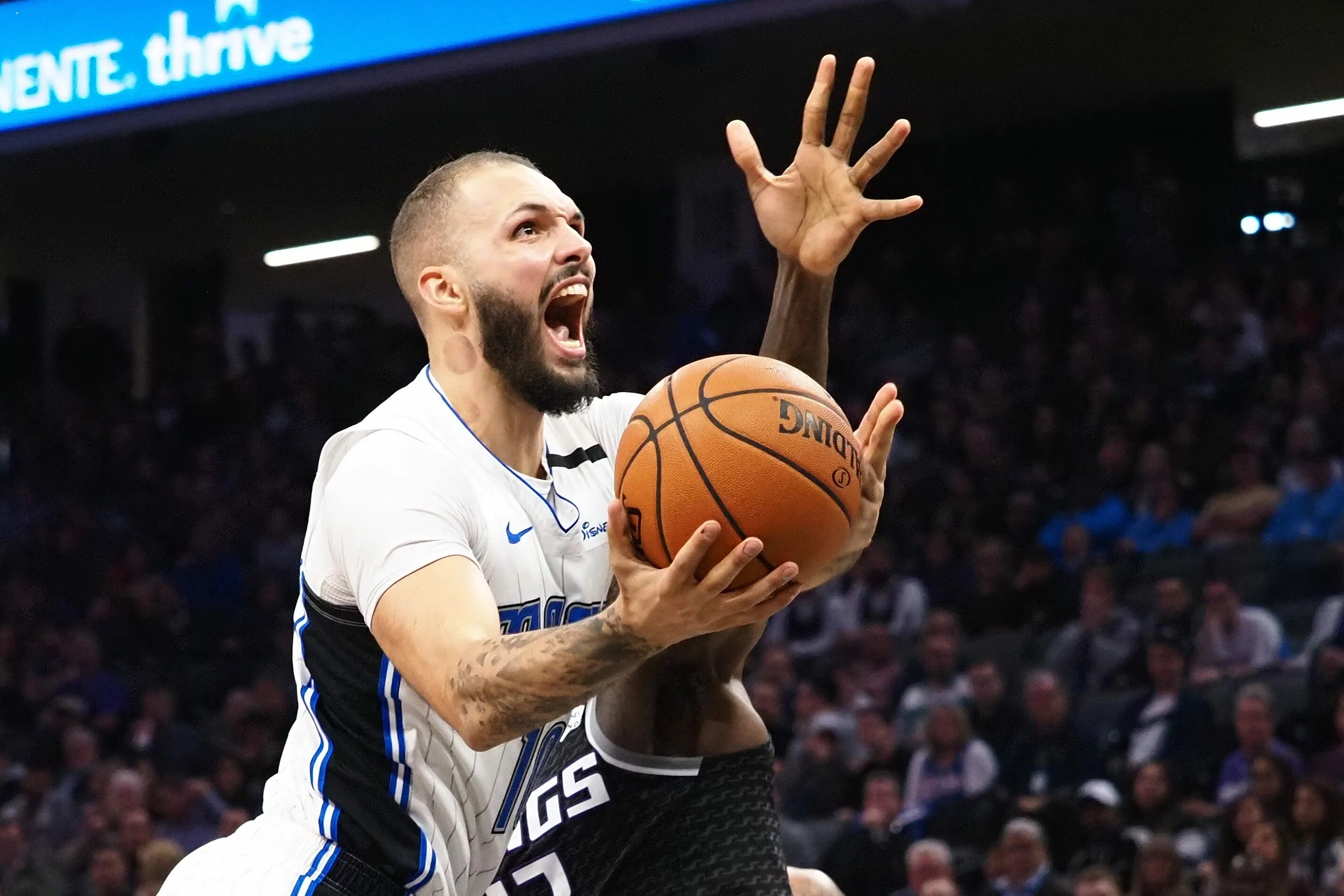 Форнье баскетбол. Фурнье баскетболист. Фурнье не баскетболист. Квентит граймс нба. Fournier баскетболист.