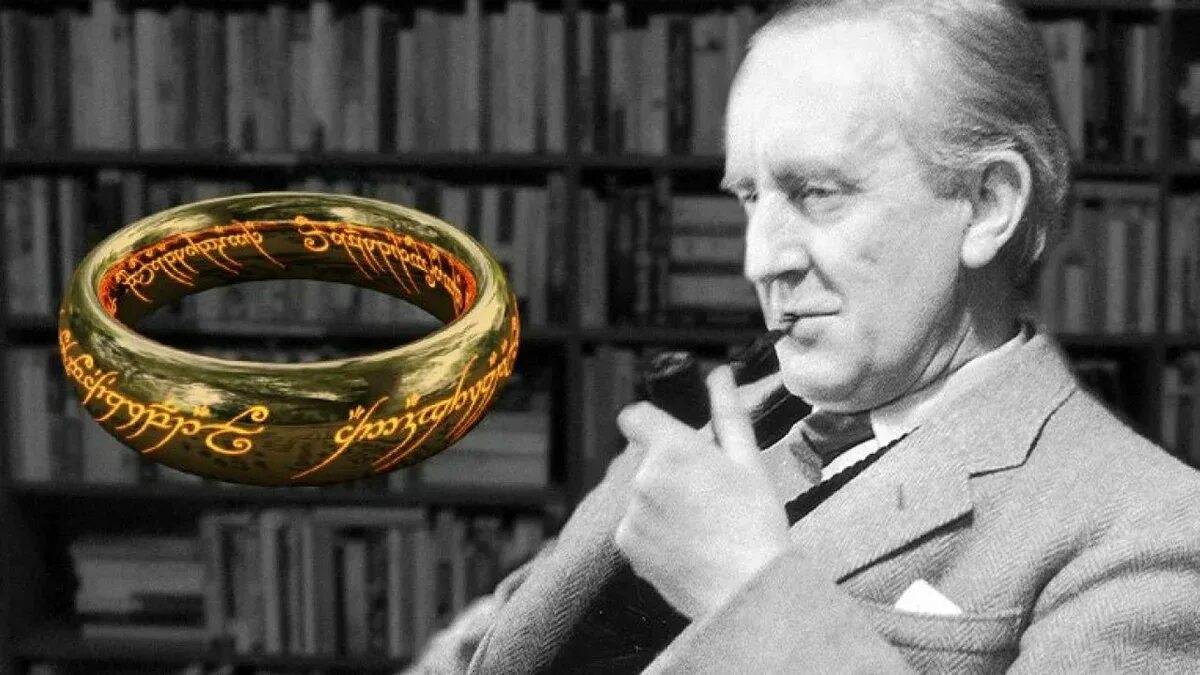 John ronald reuel tolkien. R. Толкин портрет джон рональд. Джон рональд руэл толкин с трубкой. Джон рональд руэл толкин (1892-1973).