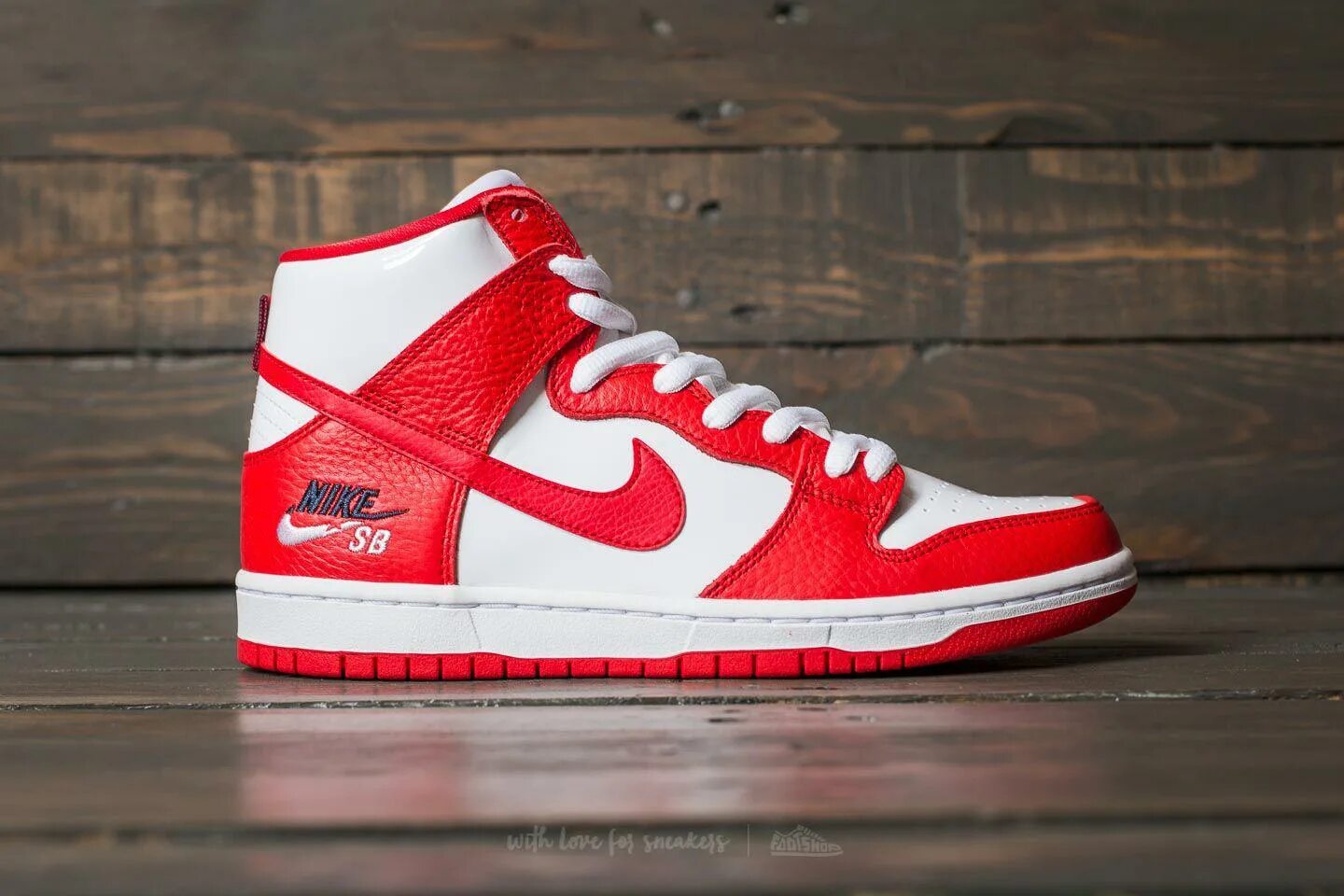 Nike dunk high orange. Nike dunk high красные. Nike dunk high пятнами. Nike dunk high красные. Nike dunk high university.