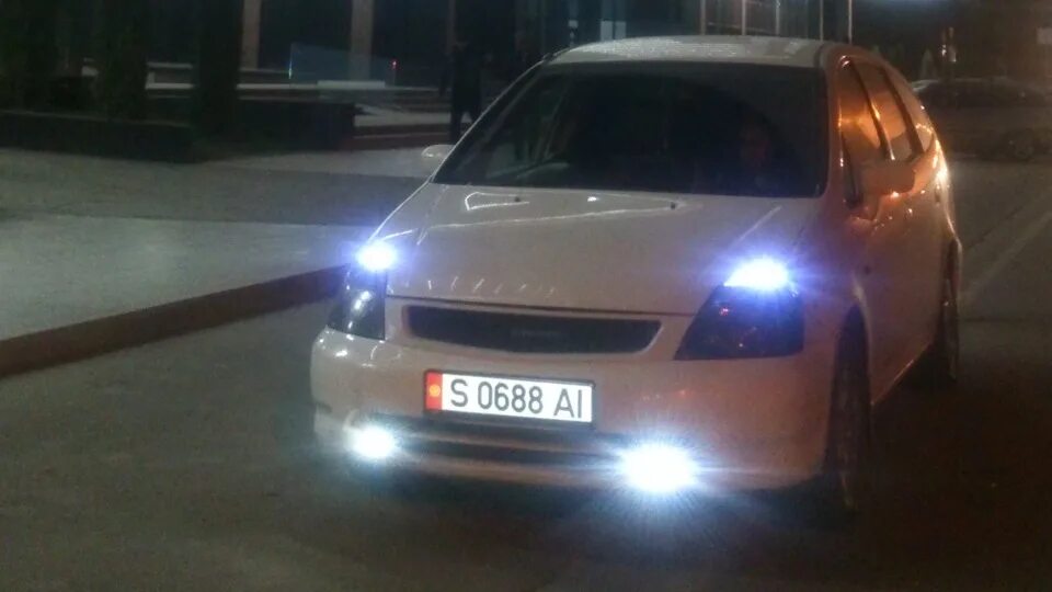 Фонарь заднего хода хонда стрим 2002\. Задние ход хонда стрим. Фонарь багажника хонда стрим рн 6. Задний ход хонда стрим. Задний ход хонда стрим.