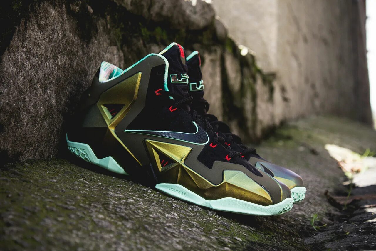 Nike Леброн 11. Nike LEBRON XI 11. LEBRON 11 найк. Nike LEBRON James 11. Топ удобных кроссовок