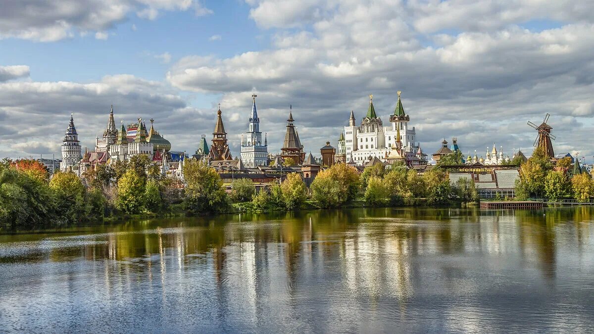 дворец в измайлово. измайловский парк москва. сайты измайлово москва. измайловский кремль. измайловский кремль москва.