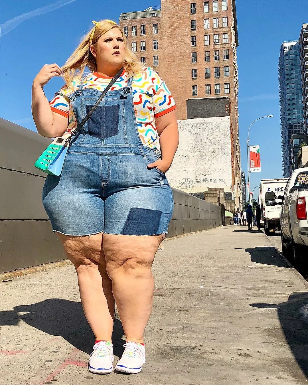 Тол женщины. Уитни тор сейчас. Уитни тор сейчас. Красивые толстушки. Тесс холидей в купальнике.