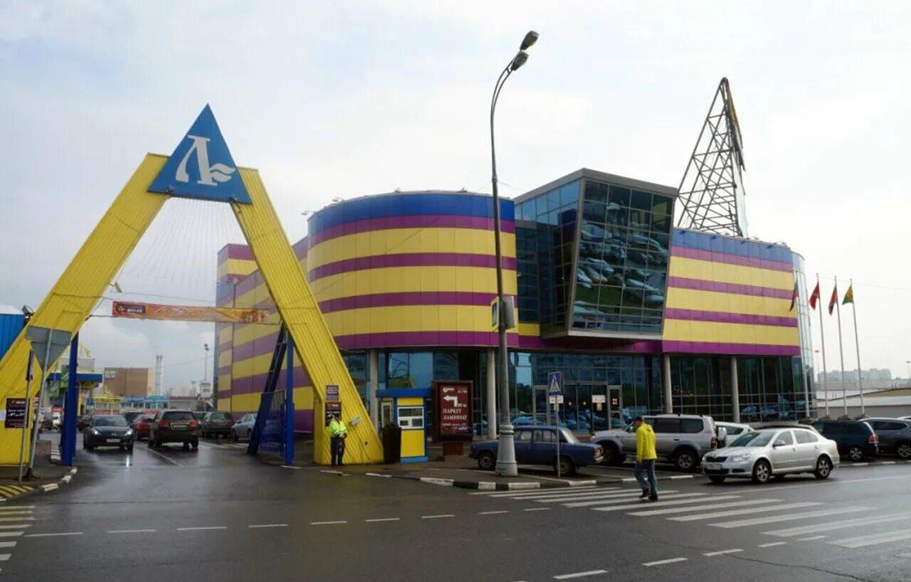 торговый центр люблинское поле. г москва тихорецкий б р 1. тихорецкий рынок. москва тихорецкий бульвар 1. люблинское поле, москва, тихорецкий бульвар, 1, стр.