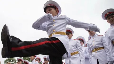 День суворовца