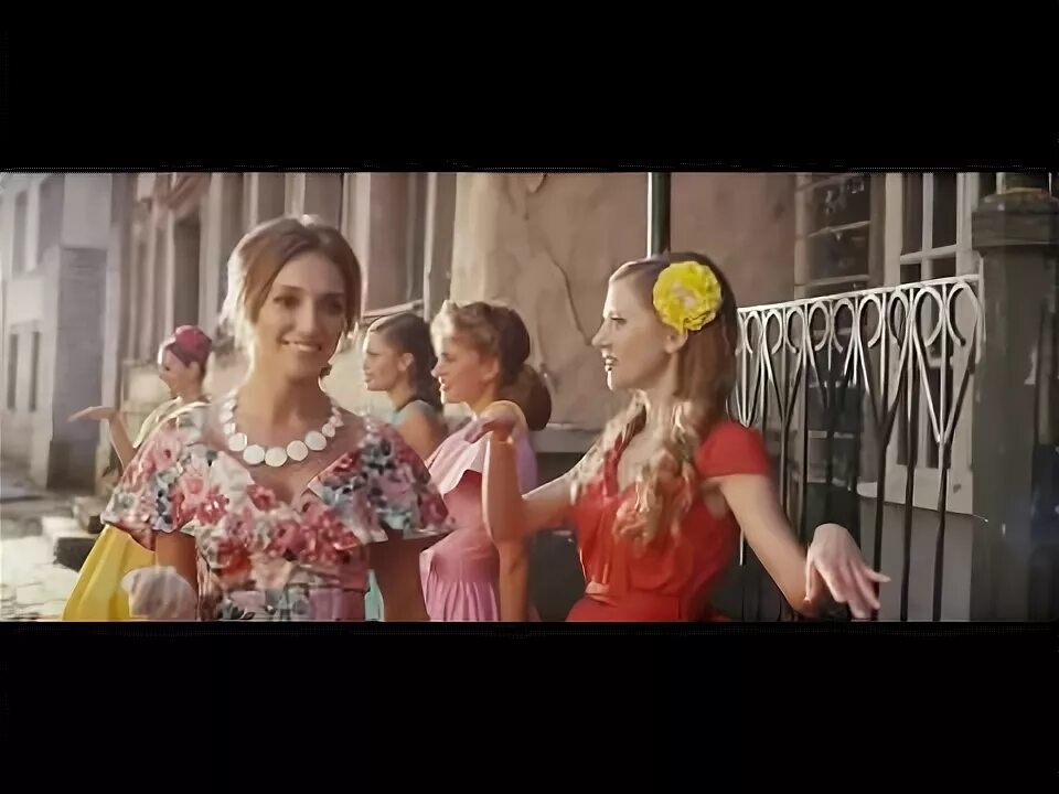 О боже мама мама я слушать. О боже мама мама я слушать. О боже мама мама я слушать. Девушка из клипа самая самая. О боже мама мама я слушать.