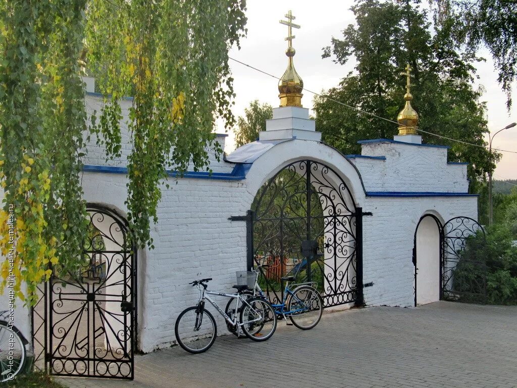 Кулебаки нижегородская область вода. Никольская Церковь Кулебаки. Церковь Николая Чудотворца Гремячево. Кулебаки поселок Гремячево. Гремячево Казанская Церковь.