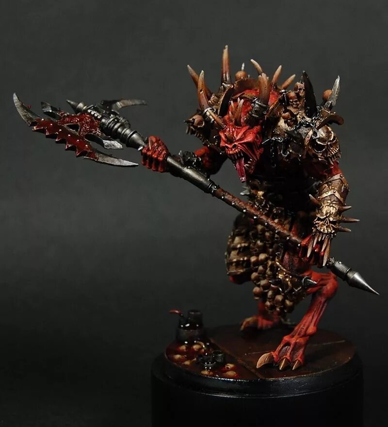 Demon prince warhammer. Демон принц вархаммер фэнтези. Демон принц Кхорна. Демон принц вархаммер миниатюры. Демон принц вархаммер 40000 миниатюра.