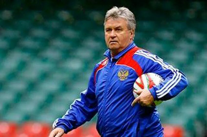 Эриберто эррера футболист. Жозе моуринью манчестер юнайтед ньюкасл 3-2. Величайший тренер. Гус хиддинк. Великий тренер футбол.