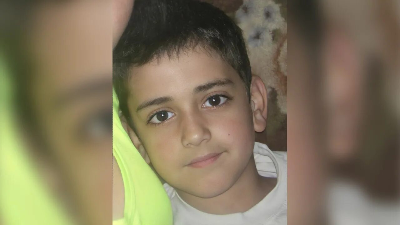 11 летние мальчики занимаются. Пропал 12 летний мальчик. 12 Ти летний мальчик. Пропавший 12ти летний мальчик. Мальчик с мальчиком занимаются.