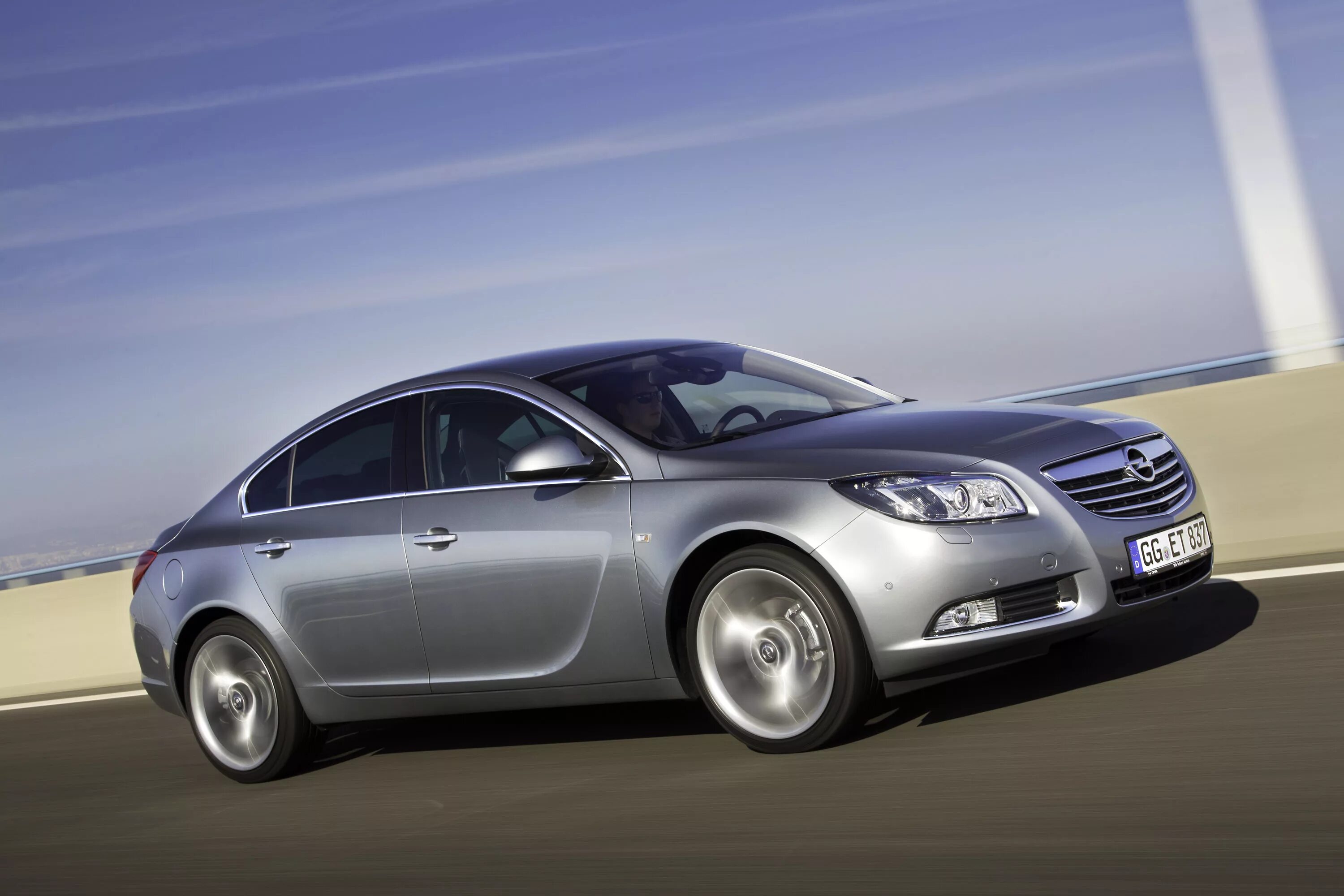 Купить опель в германии. Opel Insignia 2012. Опель Инсигния 2. Opel Insignia 2012 2.0. Опель Инсигния 2g.