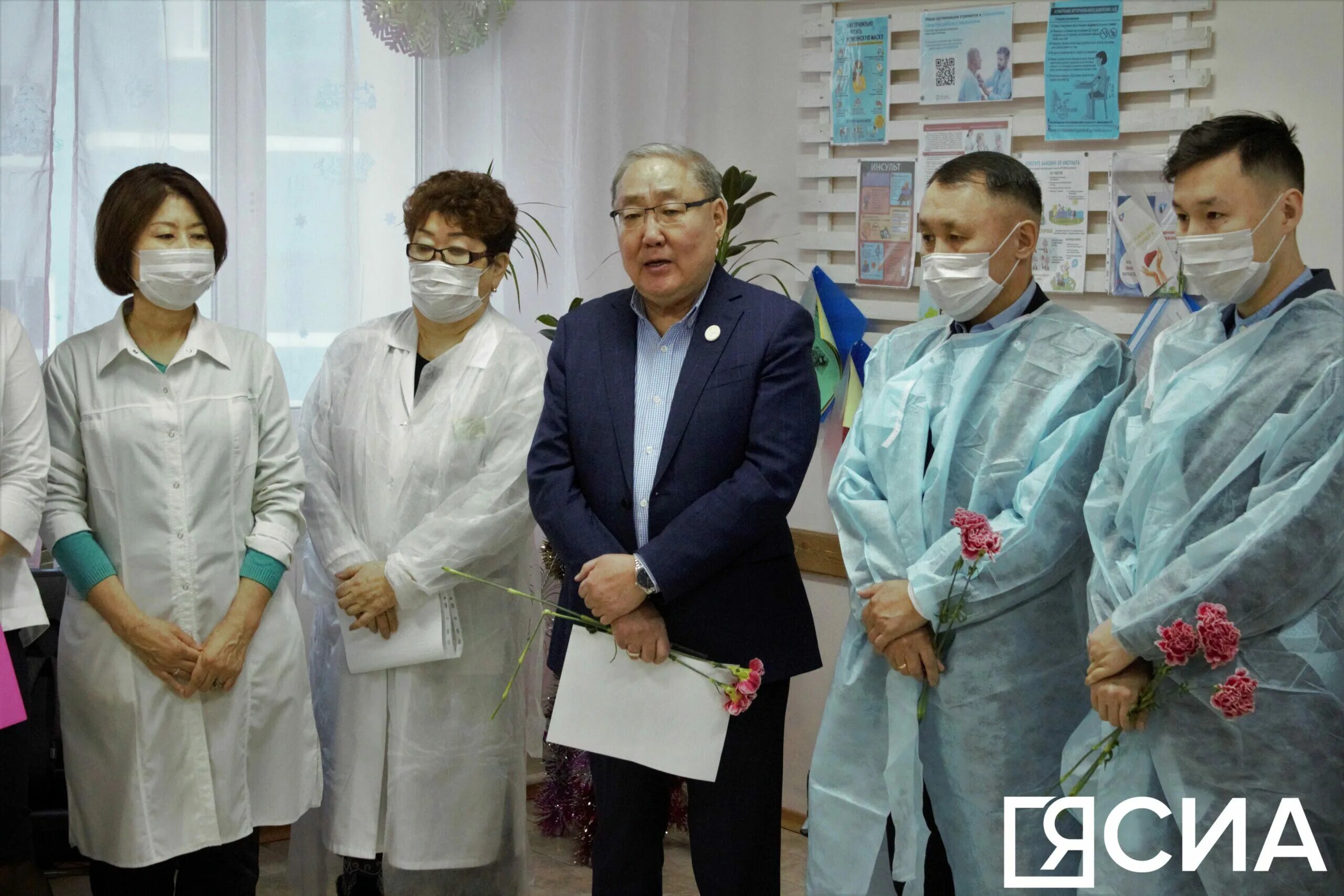 Якутск городская клиническая больница. Свфу якутск. Яркб. Якутская. Яркб сайт якутск.