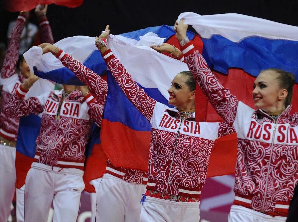 Российские спортсмены на олимпийских играх. Участвуют ли россияне в олимпийских играх. Открытие олимпиады в пекине 2022. Российские спортсмены. Герои олимпийских игр.