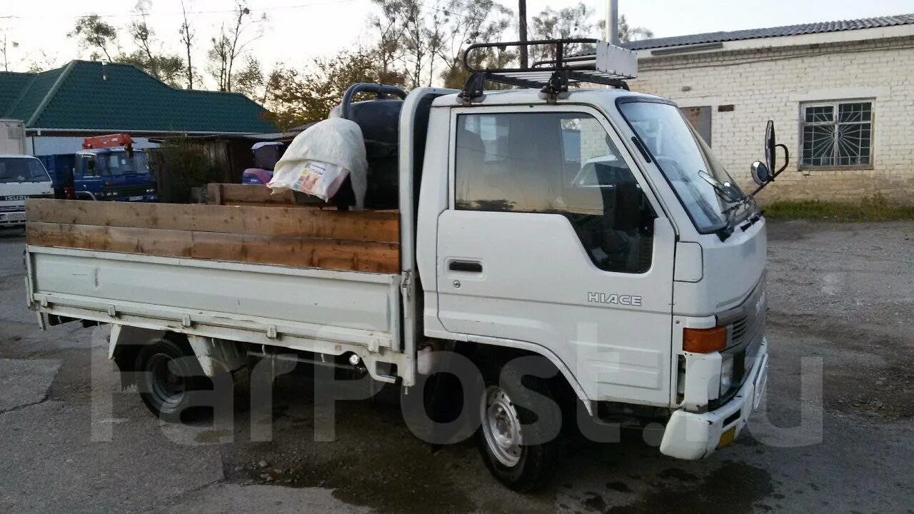 Грузовик Тойота Хайс 1992. Toyota Hiace 1992 грузовик. Toyota Hiace 2.7 MT, 2005, битый, 510 000 км. Тойота бортовой бу.